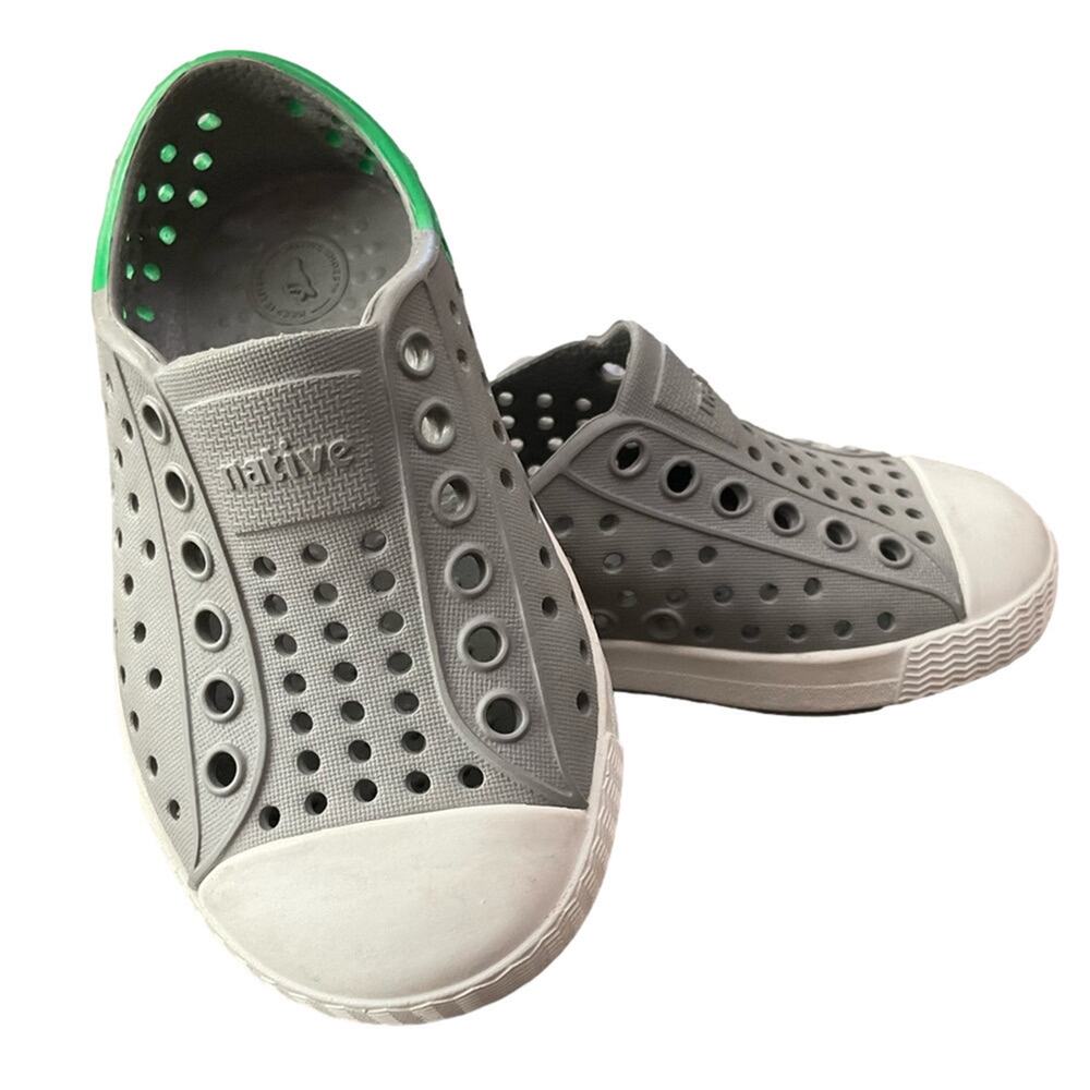 NATIVE Boy's Jefferson Gray Green Vegan Shoes Size 5 NEW